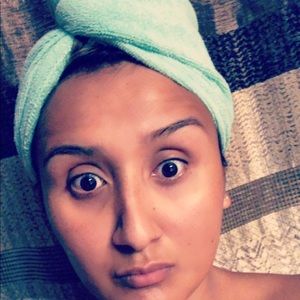 Meet your Posher, Monique